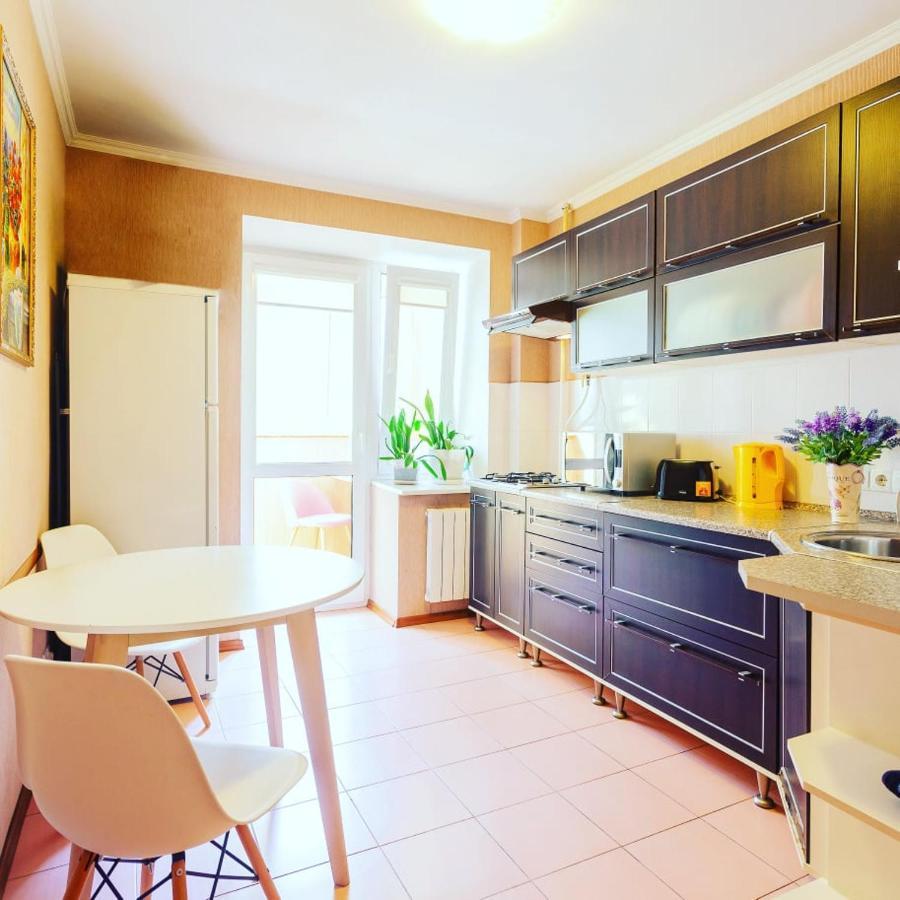 1 50m2 Center Of Obolon Near River Side. Dream Town